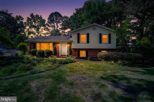 3236 Woodland Ln, ALEXANDRIA, VA, 22309-2235 | Card Image
