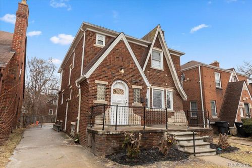 18650 Wisconsin St, Detroit, MI, 48221-2065 | Card Image