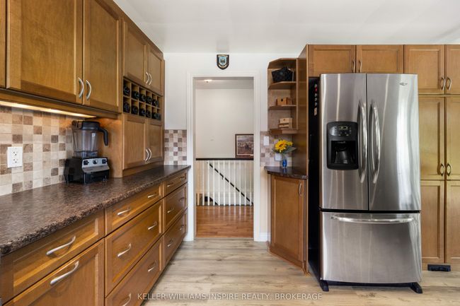 3 Helena Pl, House other with 4 bedrooms, 2 bathrooms and 6 parking in Kingston ON | Image 12