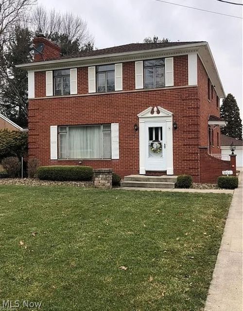 111 Kenridge Rd, Fairlawn, OH, 44333-3409 | Card Image