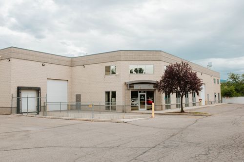 255 W Central Ave, Millcreek, UT, 84107-1439 | Card Image
