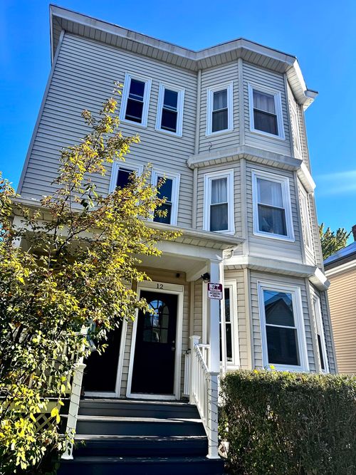 1-10 Morrill Pl, Lynn, MA, 01902 | Card Image