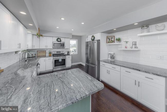 16 Morse Ave, House other with 4 bedrooms, 3 bathrooms and null parking in GIBBSTOWN NJ | Image 14