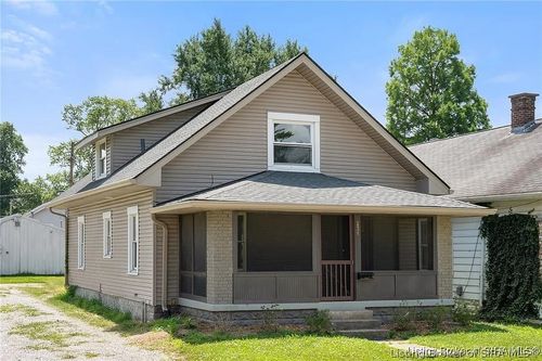 226 Sloemer Ave, New Albany, IN, 47150-4722 | Card Image