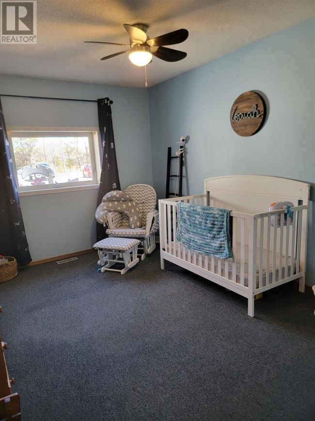 19284 Highway 613, Home with 3 bedrooms, 2 bathrooms and null parking in Devlin ON | Image 15