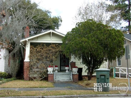 1018 Seiler Ave, savannah, GA, 31401-9240 | Card Image