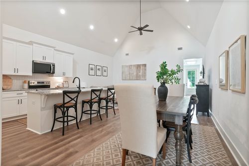 44 Summer Street, OPELIKA, AL, 36801 | Card Image