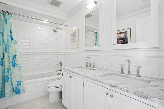 2 - 538 Dune Rd, Condo with 3 bedrooms, 4 bathrooms and null parking in Southampton NY | Image 9