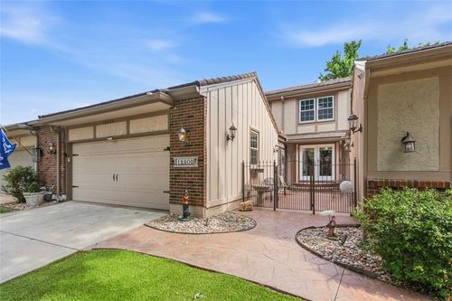 12809 Cambridge Rd, Leawood, KS, 66209-1620 | Card Image