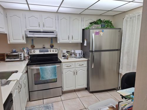 apt-e2-1208 Bahama Bnd, Coconut Creek, FL, 33066-3127 | Card Image