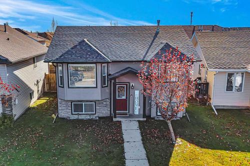 35 Jepsen Cres, Red Deer, AB, T4P0A9 | Card Image