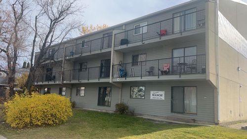 10019 104 Avenue, Grande Prairie, AB, T8V1E5 | Card Image