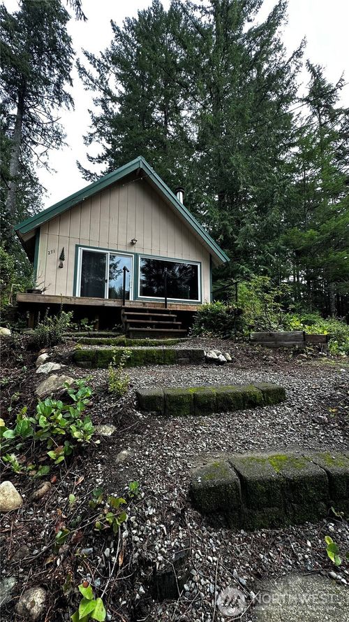 271 Salmon St, Brinnon, WA, 98320-9627 | Card Image