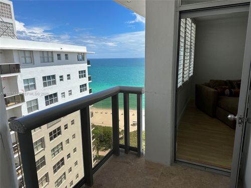 ph21-6039 Collins Ave, Miami Beach, FL, 33140-2203 | Card Image