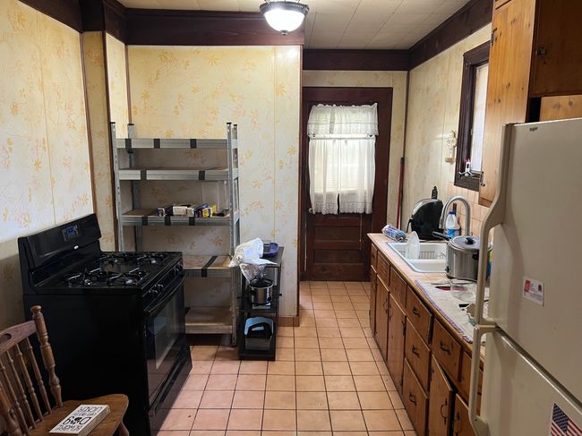 120 - 118-120 Myrtle Ave, Home with 4 bedrooms, 2 bathrooms and null parking in Ansonia CT | Image 13