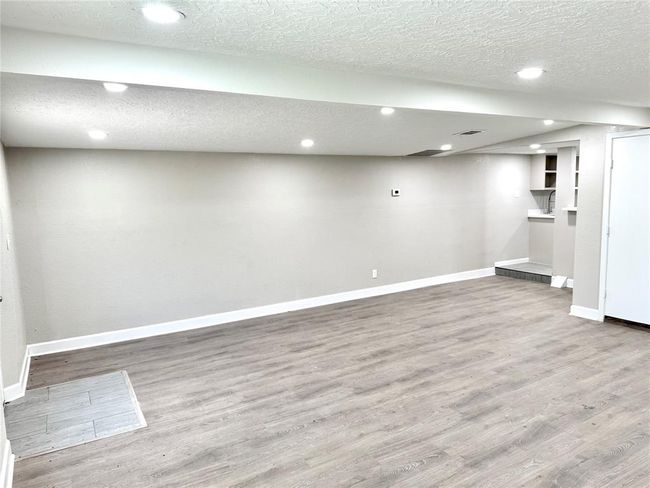UNIT B DEN | Image 15