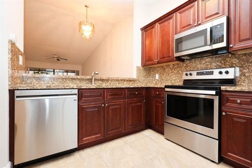 b2-10127 Boca Bnd E, Boca Raton, FL, 33428-5467 | Card Image