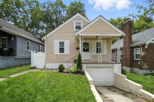 6909 Buckingham Pl, Cincinnati, OH, 45227 | Card Image