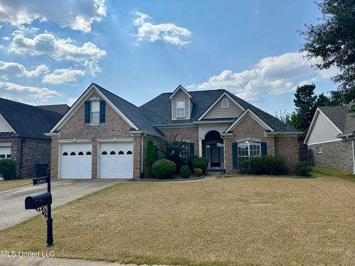 4903 Rosebrook Cir W, Southaven, MS, 38672-7194 | Card Image