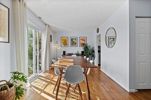 apt-4-45 W Emerson St, Melrose, MA, 02176-3167 | Card Image