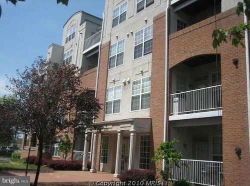 apt-310-2700 Bellforest Ct, VIENNA, VA, 22180-7328 | Card Image