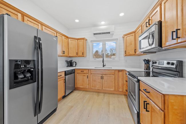 9 Memory Ln, Condo with 2 bedrooms, 1 bathrooms and null parking in Laconia NH | Image 19
