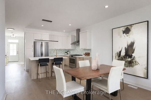 70d-582 Seneca Dr, Fort Erie, ON, L2A0G7 | Card Image