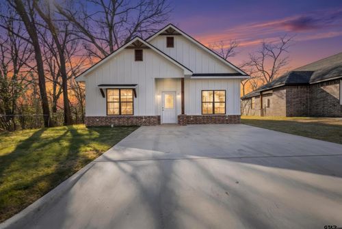 1310 W Claude St, Tyler, TX, 75702-5401 | Card Image