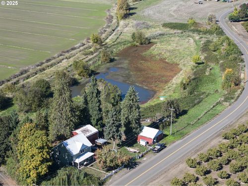 19800 Sw Briedwell Rd, McMinnville, OR, 97128-8654 | Card Image
