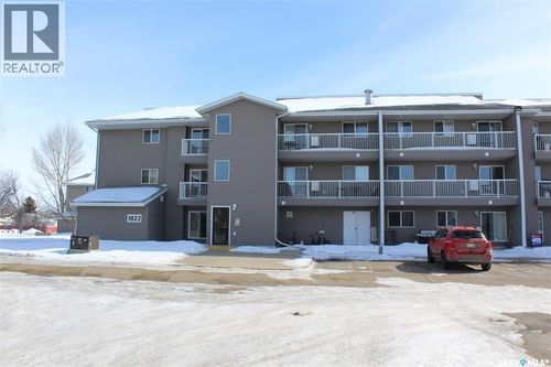 106-1822 Eaglesham Ave, Weyburn, SK, S4H3A8 | Card Image