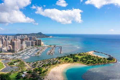 apt-3005-1330 Ala Moana Blvd, Honolulu, HI, 96814-4237 | Card Image