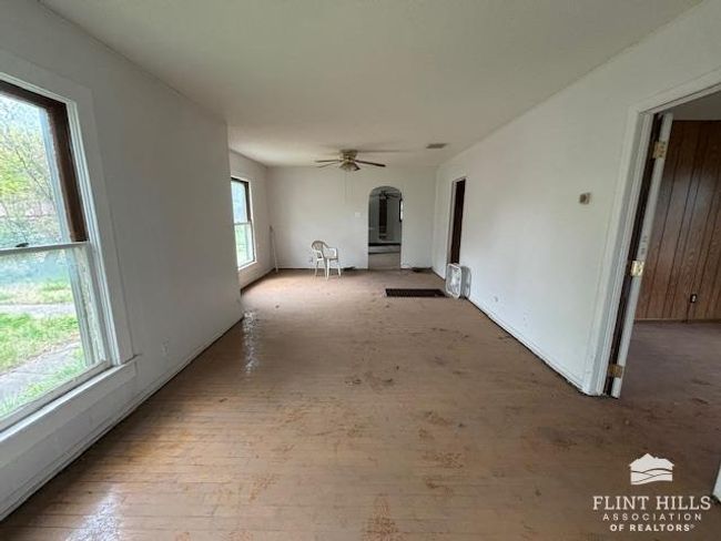 202 S A St, House other with 2 bedrooms, 1 bathrooms and null parking in Herington KS | Image 7