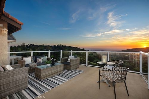 18831 Vista Portola, Trabuco Canyon, CA, 92679-1102 | Card Image