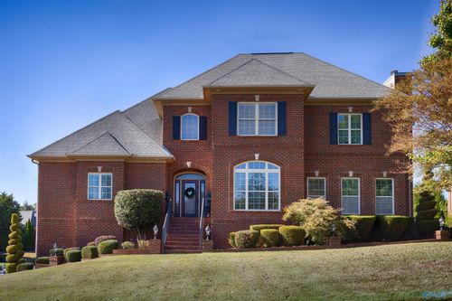 100 Huntfield Dr, Madison, AL, 35758-6894 | Card Image