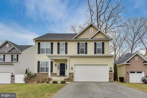 8079 Armiger Dr, PASADENA, MD, 21122-1262 | Card Image