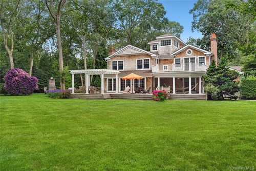 55 Cedar Ln, Southampton, NY, 11968-5616 | Card Image