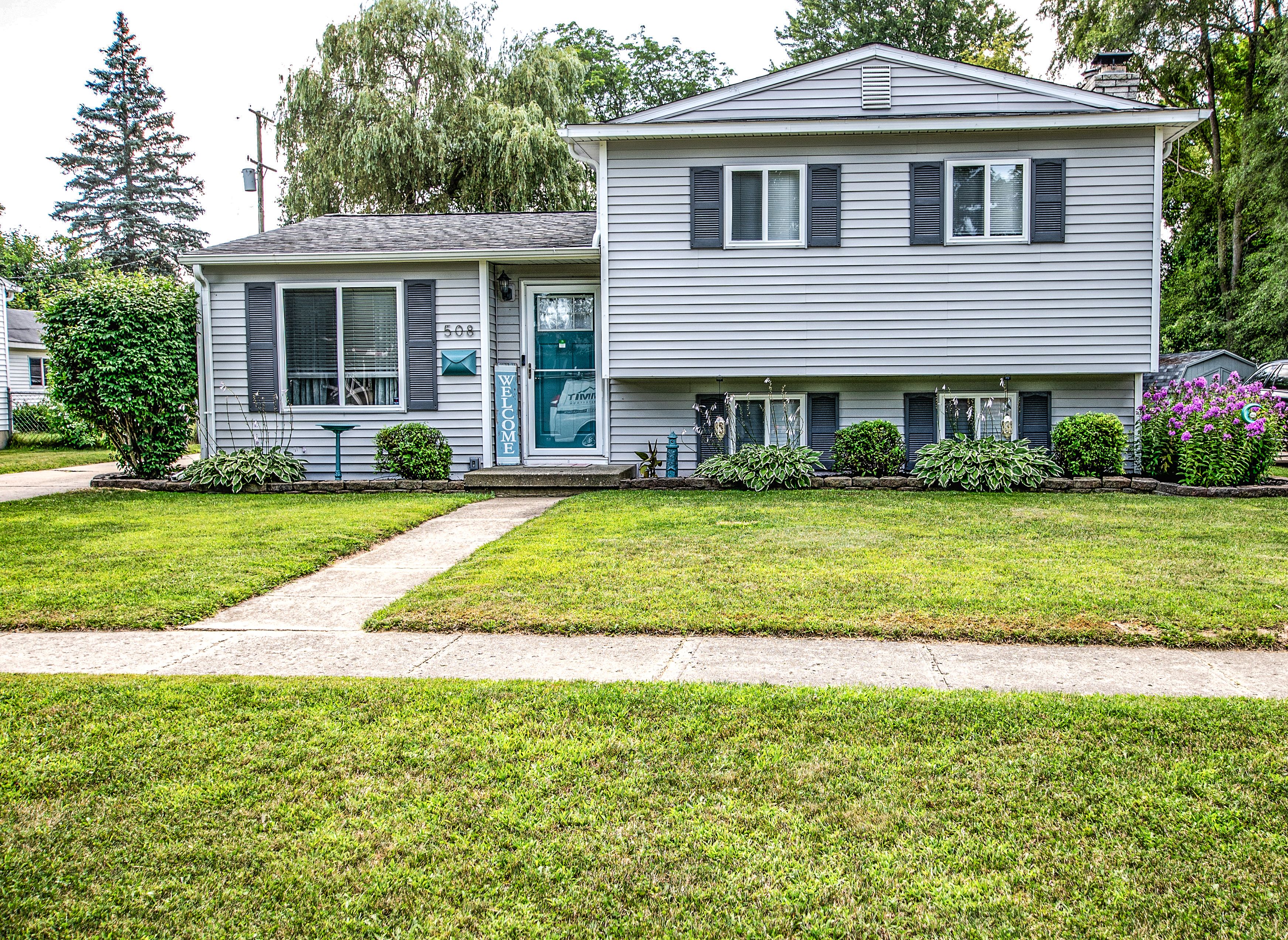 Clarion St, Clio, MI 48420