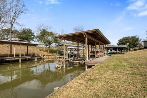 374 Harbor View Dr, Livingston, TX, 77351-0946 | Card Image