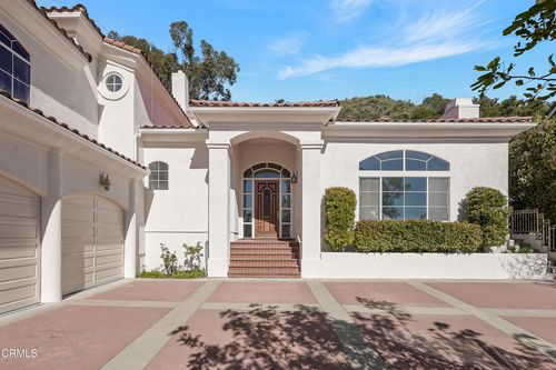 1563 Scenic Dr, Pasadena, CA, 91103 | Card Image