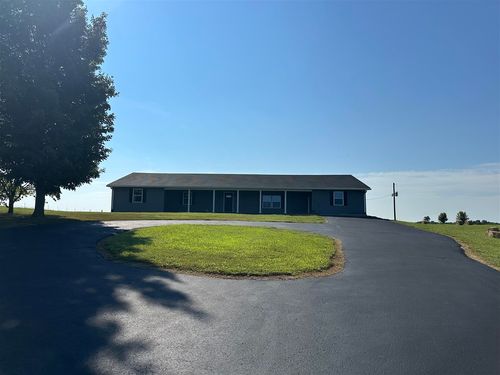 5427 Penns Chapel Rd, Bowling Green, KY, 42101-9376 | Card Image