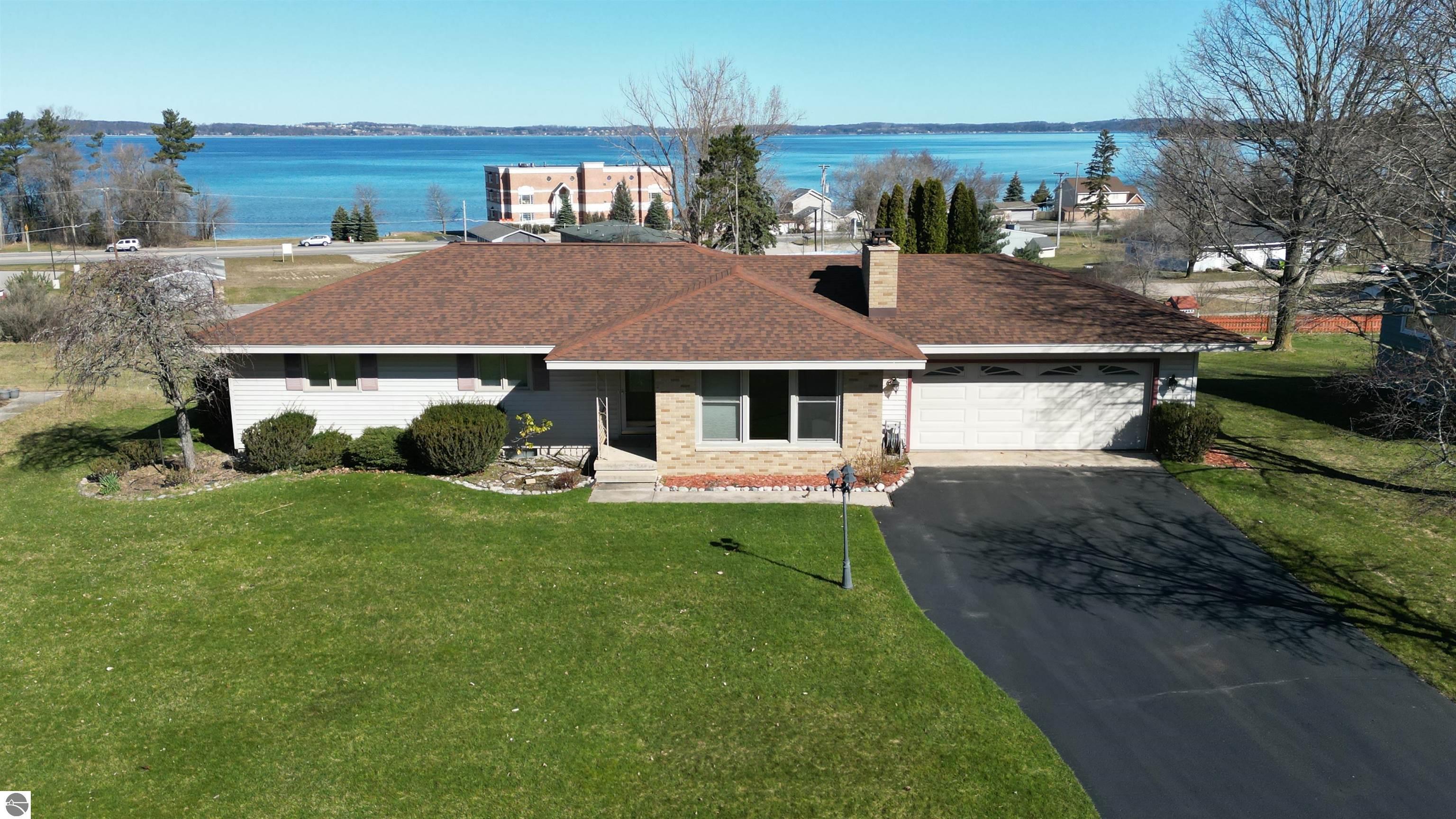 Scenic Hills Dr, Williamsburg, MI 49690