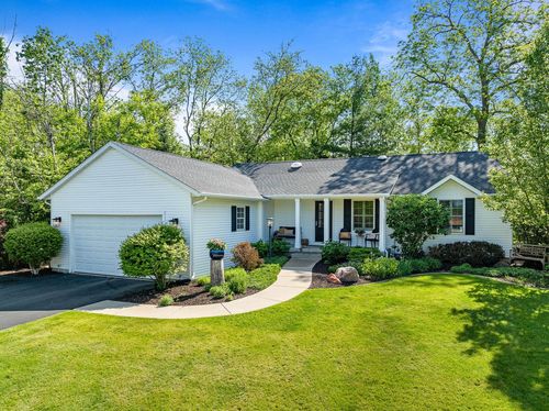 113 Potawatomi Road, Williams Bay, WI, 53191 | Card Image