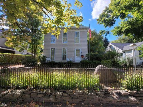 521 E Main St, Crawfordsville, IN, 47933-1813 | Card Image