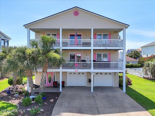 813 Cutter Ct, Kure Beach, NC, 28449-4901 | Card Image