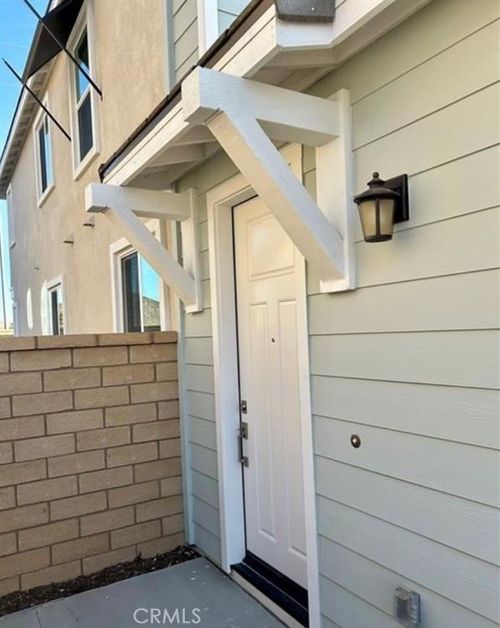 30384 Waterline Dr, Menifee, CA, 92584-0530 | Card Image