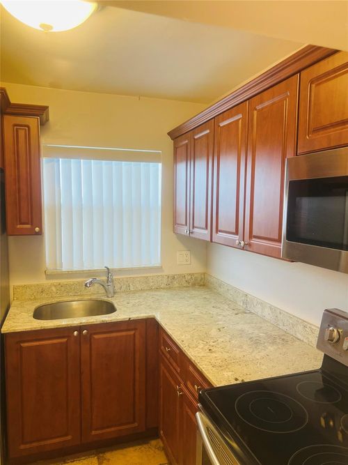 apt-308-8280 Sunrise Lakes Blvd, Sunrise, FL, 33322-1567 | Card Image