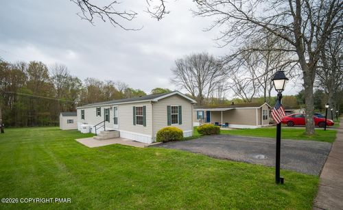 13 Clifton Manor Dr, Clifton Twp, PA, 18424-7728 | Card Image