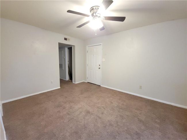Living Room | Image 13