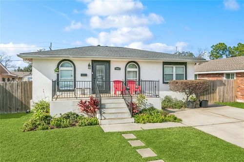 3413 W Louisiana State Dr, Kenner, LA, 70065-2453 | Card Image