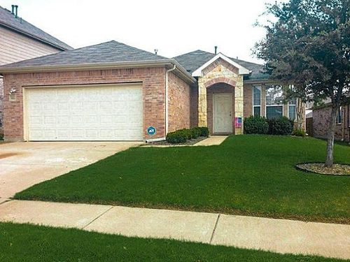 9024 Golden Sunset Trl, Fort Worth, TX, 76244-4940 | Card Image